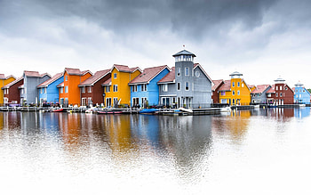 City on the Water, cityscape, architecture, water HD wallpaper