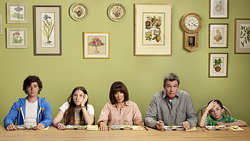 The Middle (2022) movie HD wallpaper