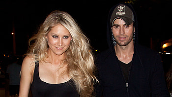 Enrique Iglesias, Anna Kournikova, Third baby, Instagram HD wallpaper