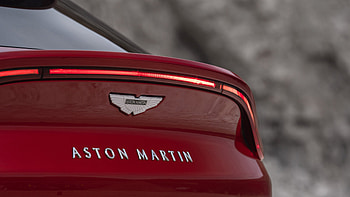 Aston Martin DBX HD wallpaper
