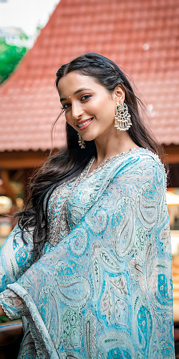 Srinidhi shetty, organ, joint HD phone wallpaper