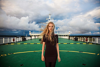 Girl On Deck Side Of Ship , girls, model HD wallpaper
