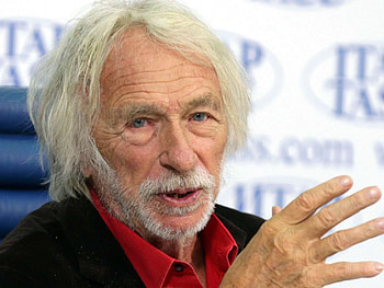 Pierre Richard 80, Comedy legend, Celebrating Pierre Richard, French actor HD wallpaper