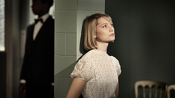 Mia Wasikowska, , Stunning , Captivating actress HD wallpaper