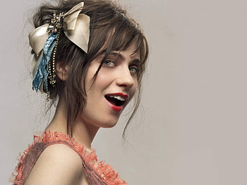 Zooey Deschanel, blue eyes, dark hair, red smile, cute, actress, female HD wallpaper