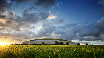 Newgrange, Online tour, Winter solstice, National Museum of Ireland HD wallpaper
