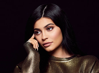 Kylie Jenner, dark hair, model, 2018 HD wallpaper
