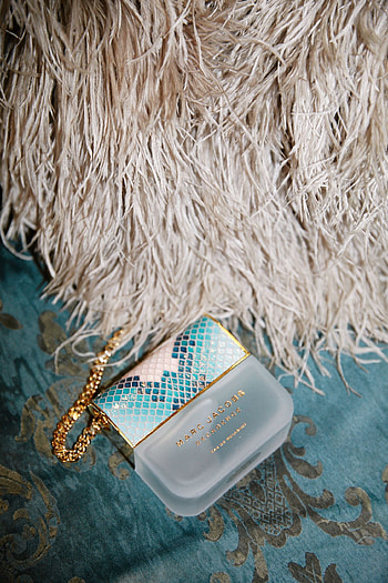 Marc Jacobs, Eau so Decadent, Eau de toilette, Scent HD phone wallpaper