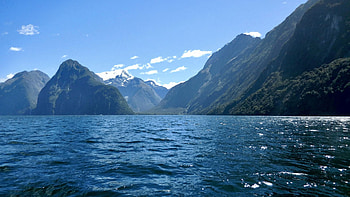 Milford Sound, New Zealand, peaks, clouds, sky, water, fjord HD wallpaper