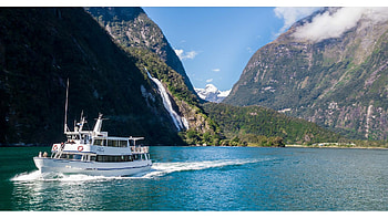 Milford Sound Day Tour, Trip from Queenstown, IntercityReg, Spectacular landscapes HD wallpaper