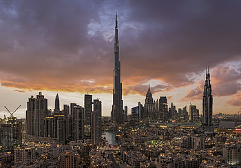 Dubai Skyline, Architectural marvels, Modern metropolis, Vibrant cityscape HD wallpaper