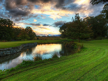 Beautiful, river, peaceful, houses, beauty, reflection, trees, water, sunset, house, grass, field, green, view, clouds, nature, sky, lovely, village HD wallpaper