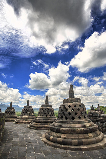 Borobudur, Indonesian tourism, Historical monument HD phone wallpaper
