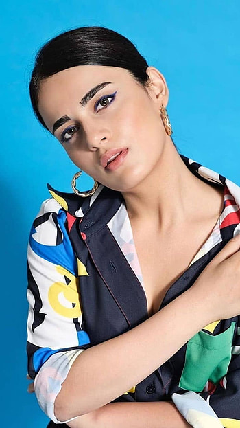 Radhika Madan, Bollywood, Heroine HD phone wallpaper