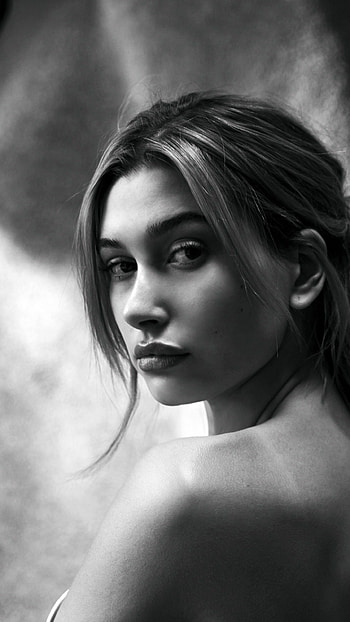 Hailey Bieber, Stunning , Hailey Baldwin, Fashion inspiration HD phone wallpaper