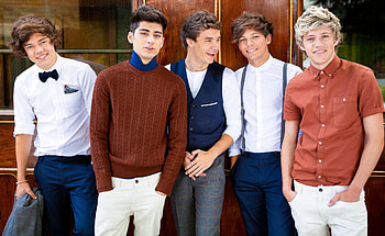 One Direction band, Manchester Evening News, Band's presence, Media coverage HD wallpaper