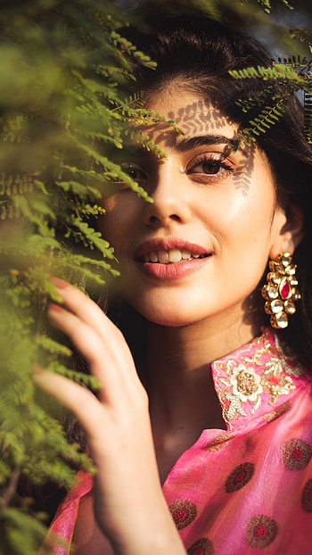 Sanjana Sanghi, Gorgeous HD phone wallpaper