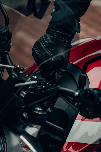 Motorcycles, Motorcyclist, Motorcycle, Glove, Key HD phone wallpaper
