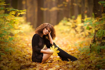 autumn girl, graphy, fall, autumn, forests, people, beauty HD wallpaper