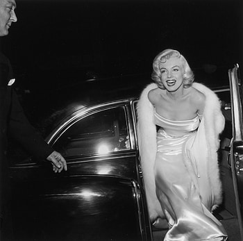 Magic Woman, marilyn monroe, dress, woman, black and white HD wallpaper