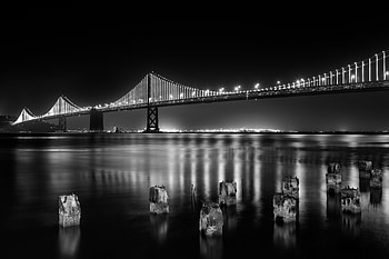 San Francisco Bay Bridge At Night Time Monochrome , san-francisco, world, city, bridge, monochrome, black-and-white, graphy HD wallpaper