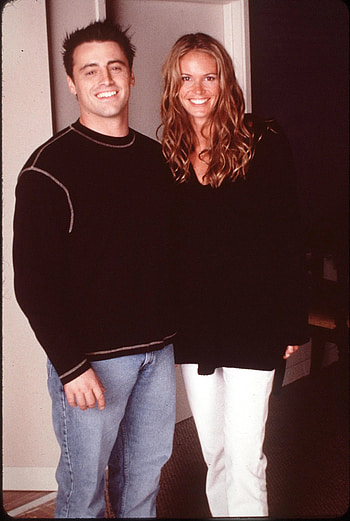 Elle Macpherson, Movies, Regretful decision, Friends TV show HD phone wallpaper
