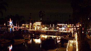 Christmas in California, Reflections, Nights, Winter, graphy, Christmas, Nature, Lights, California HD wallpaper