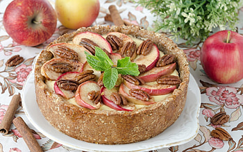 Apple pie with walnut, , Crunchy and nutty, Irresistibly delicious HD wallpaper