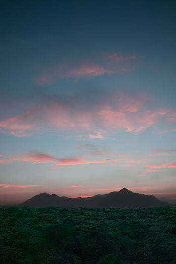 Beautiful sunset sky over the mountains near Monterrey, Mexico. HD phone wallpaper