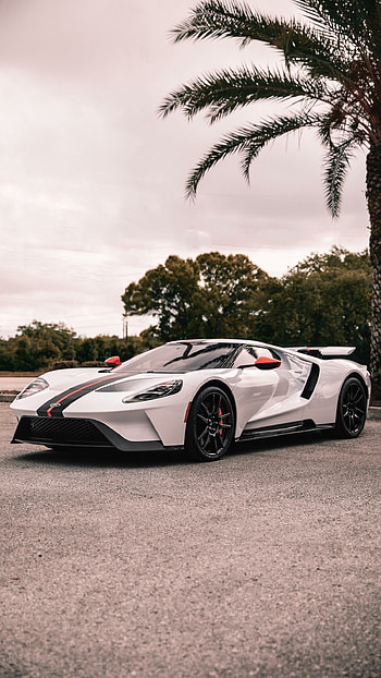 Crispy Ford GT , Eye-catching design, Stunning visuals, Striking colors HD phone wallpaper