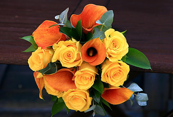 Flowers, Roses, Leaves, Bouquet, Calla, Callas, Handsomely, It's Beautiful HD wallpaper