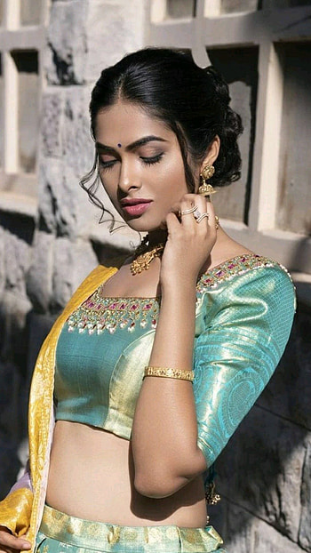Divi Vadathya, telugu actress, model HD phone wallpaper
