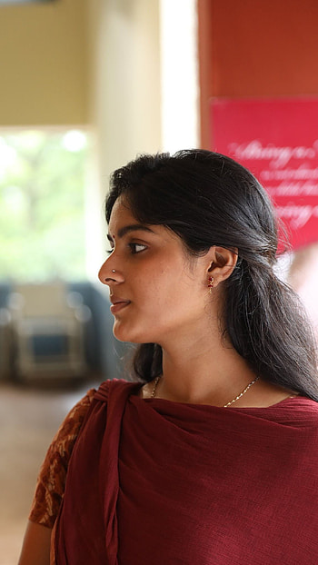 Samyukta hornad, lilli, malayalam actress HD phone wallpaper