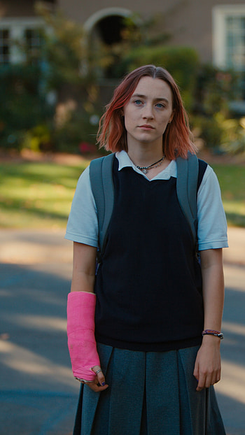 Saoirse Ronan, Lady Bird, Beanie Feldstein, Movies HD phone wallpaper