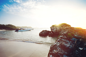 Nature, Stones, Boats, Shore, Bank, Ocean, Sunlight HD wallpaper