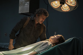 The Last of Us - Joel and Ellie Emotive Scene, TV Show, The Last Of Us, Pedro Pascal, Joel (The Last of Us), Ellie (The Last of Us) HD wallpaper