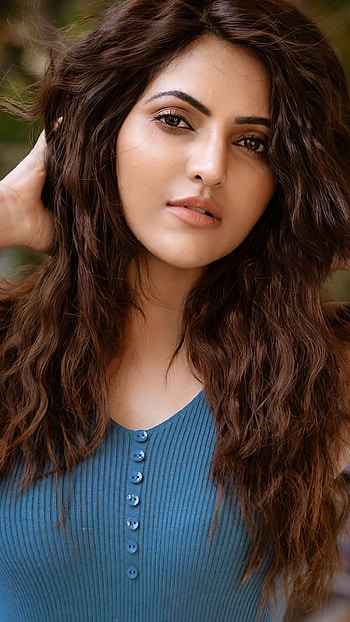 Athulya ravi, tamil actress HD phone wallpaper