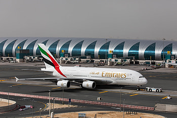 Emirates Airline, Flight status, Loan requests, Airline news HD wallpaper
