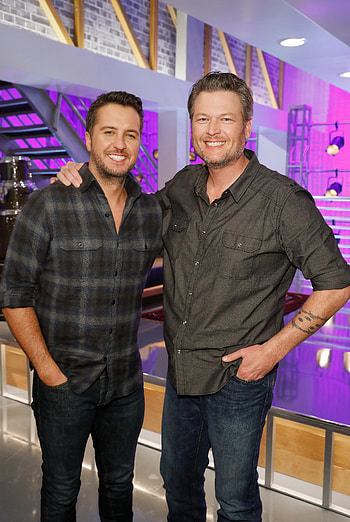 Luke Bryan music, Blake Shelton, Gwen Stefani, Dinner date HD phone wallpaper
