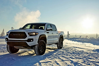Snow winter Toyota Pickup, Tacoma, White car, Stunning backdrop HD wallpaper