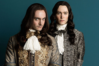 Versailles (2015), loui XIV, man, george blagden, actor, couple, versailles, brother, philippe, alexander vlahos, tv series HD wallpaper