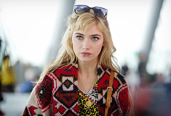 Curious, blonde, celebrity, Imogen Poots HD wallpaper