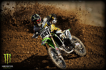 Kawasaki Monster Dirt Bikes - . HD wallpaper