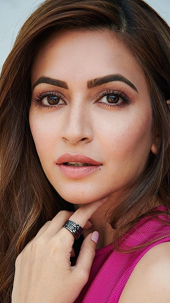 Kriti Kharbanda, Actress Kriti HD phone wallpaper