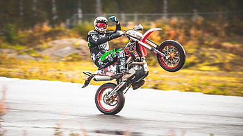 Supermoto , Cool backgrounds, Racing aesthetics, Adrenaline-fueled sport HD wallpaper