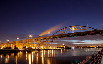 Wisconsin Travels, United States, Milwaukee historic third ward, Hoan bridge rivers HD wallpaper