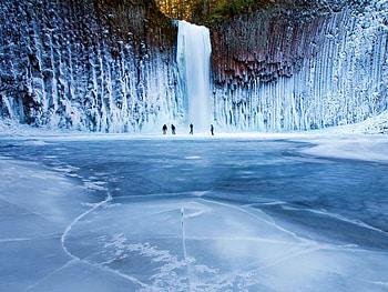 Frozen, cool, waterfall HD wallpaper