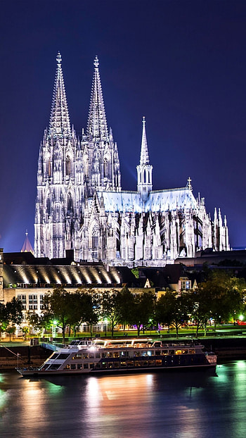 Cologne , City's allure, Rich history, Striking visuals HD phone wallpaper