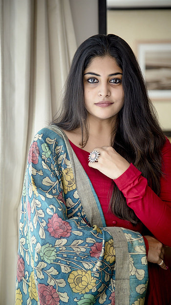 Manjima mohanan, mallu aunty, cute HD phone wallpaper