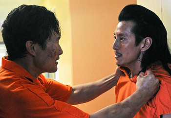 Will Yun Lee, Hawaii Five-0 series finale, Chaos as Crazy Sang Min HD wallpaper